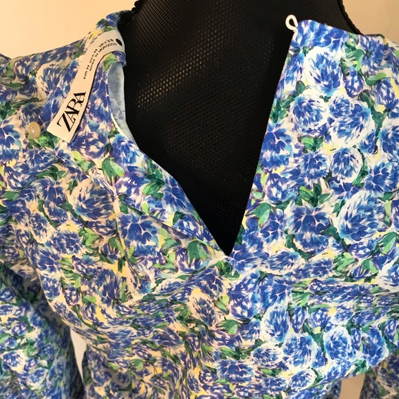 Ruffled Floral ZARA Blouse - Picture 4 of 4